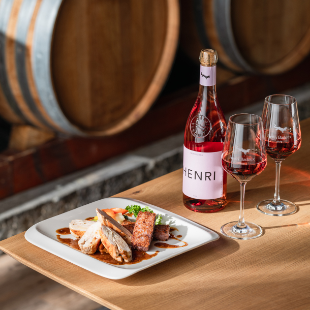 Suggestion d'accord mets vin (foodparing) avec Henri 1908 Rosé, de la Maison Badoux à Aigle.