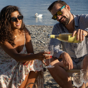 Bouteille de vin blanc Henri Sauvignon, la marque suisse de la Maison Henri Badoux.