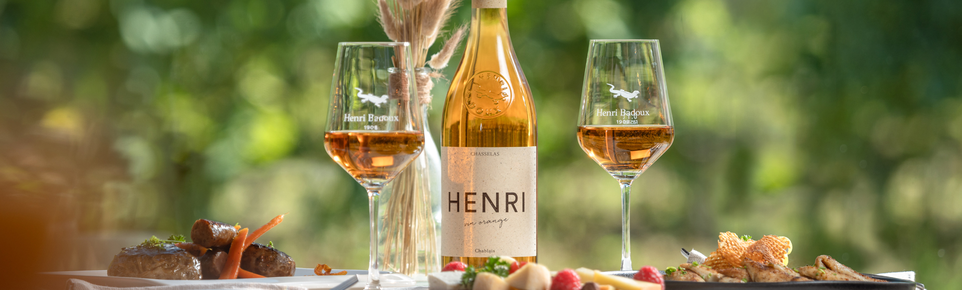 Dégustation du vin Henri Orange, un Chasselas de la Maison Henri Badoux.